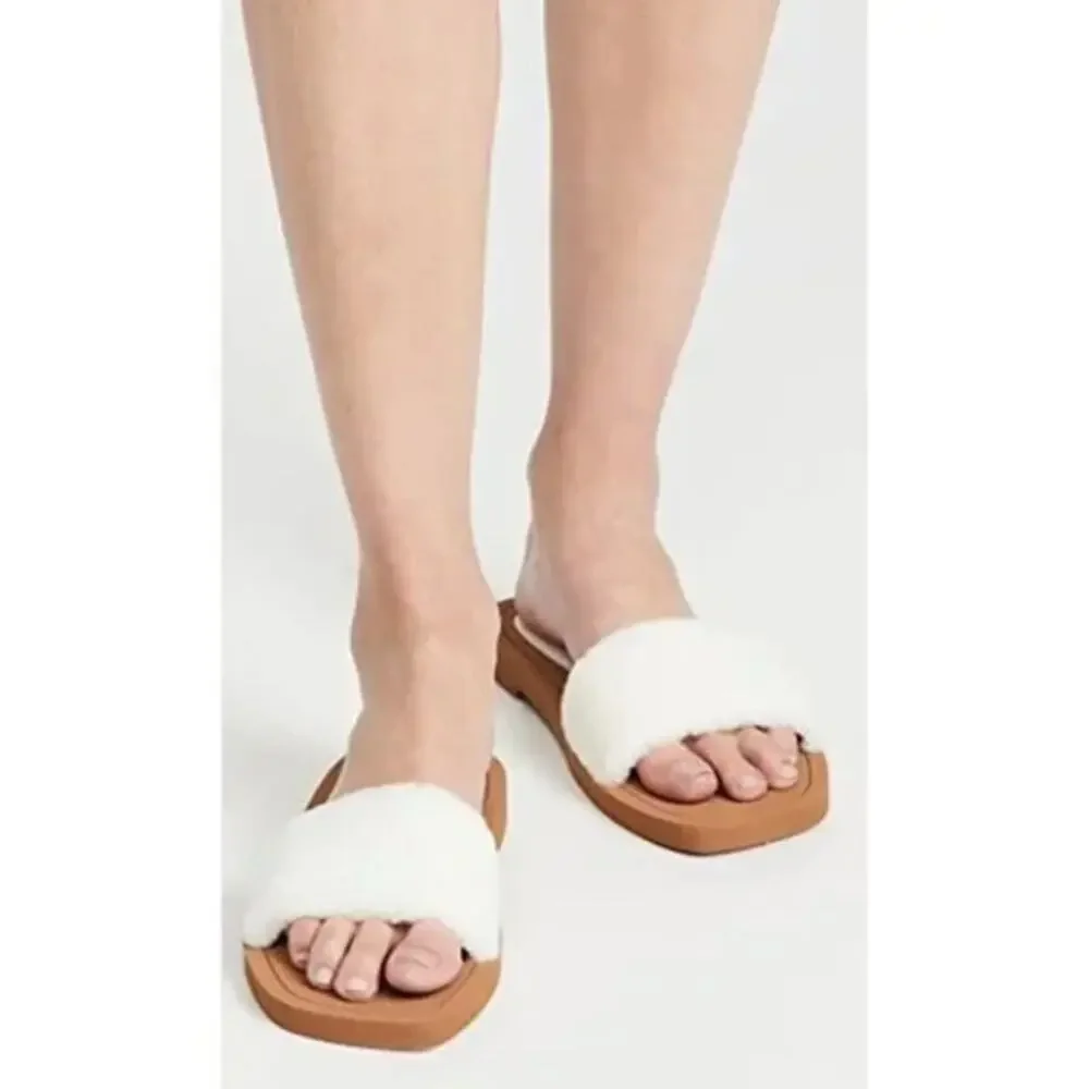 STUART WEITZMAN New $250 Cammy Slide Natural Dust Bag Included Size 8.5B